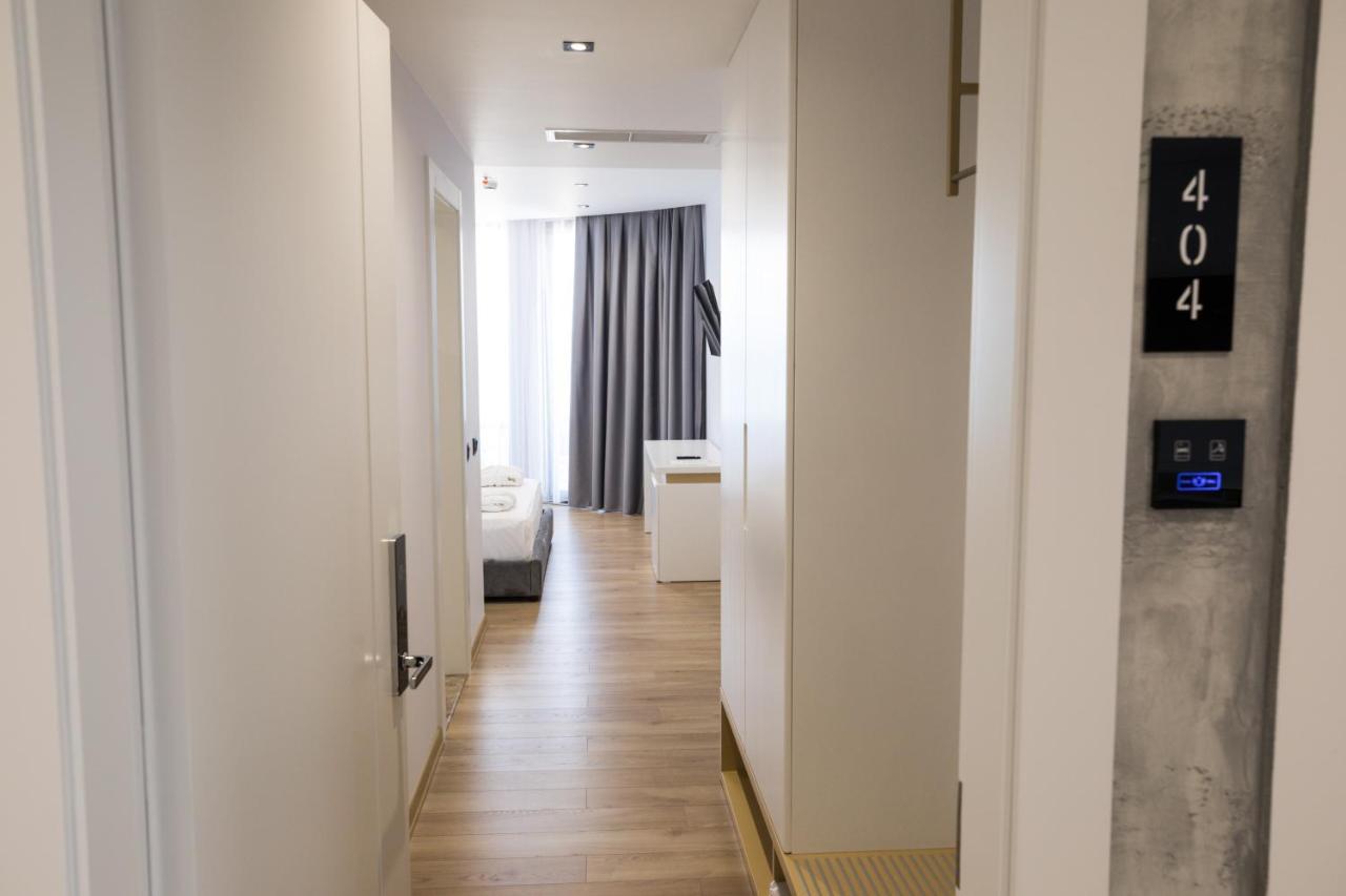 Mirage Hotel 格勒姆 外观 照片
